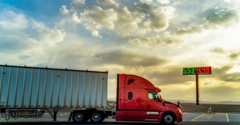 Trucking in Modern Supply Chains