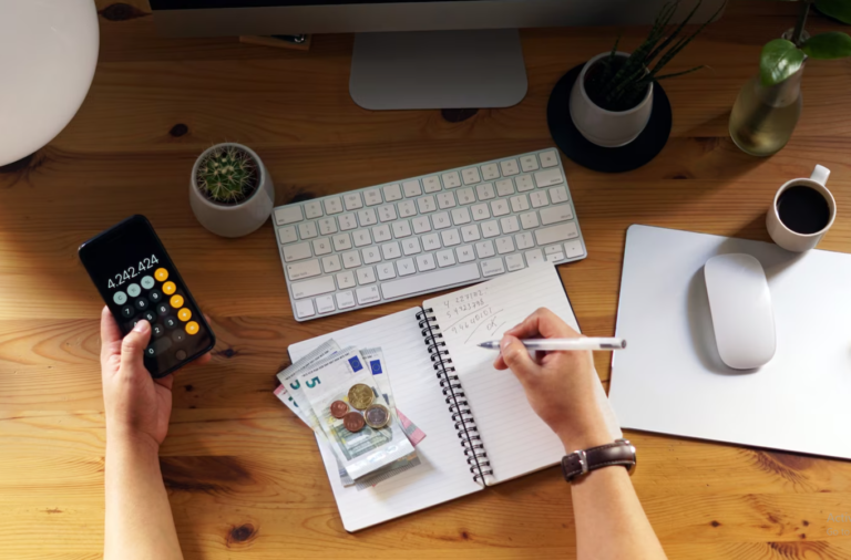 benefits-providing-detailed-pay-stubs-employees
