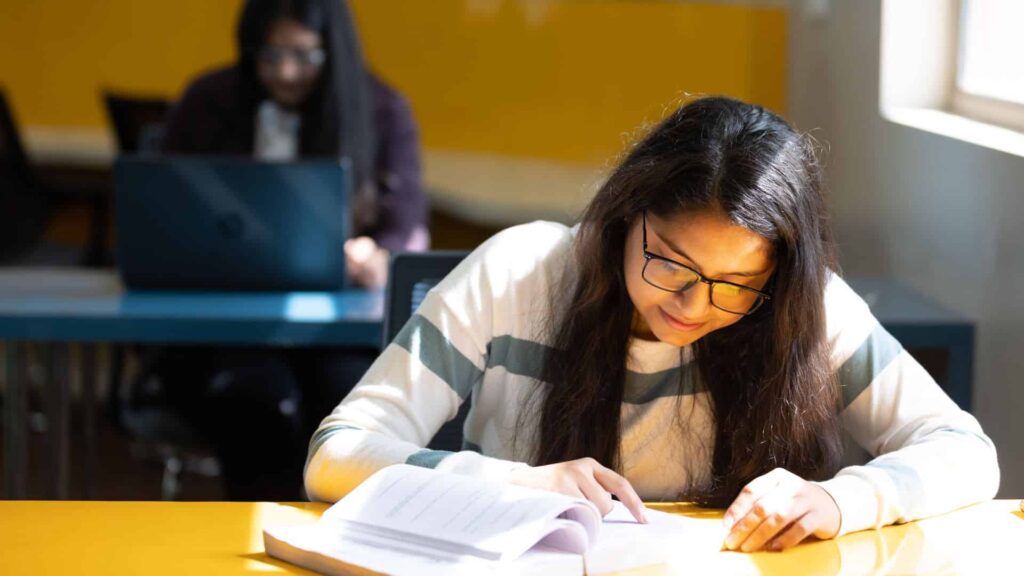 Why Students from Jaipur Choose to Study Abroad in Australia