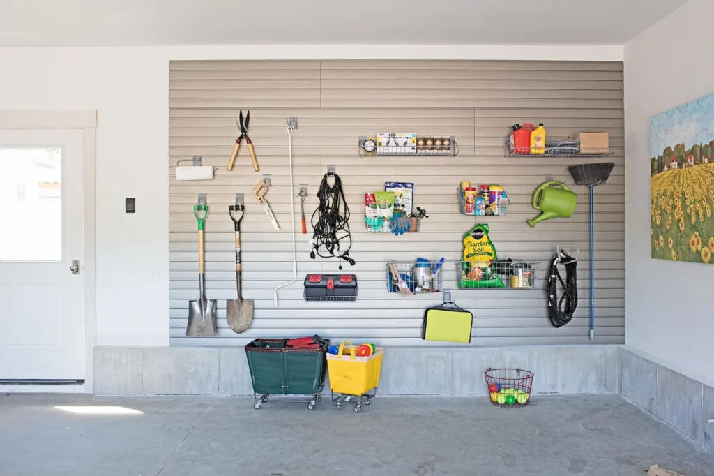 Guide-to-Garage-Storage-Organization-and-Cleaning