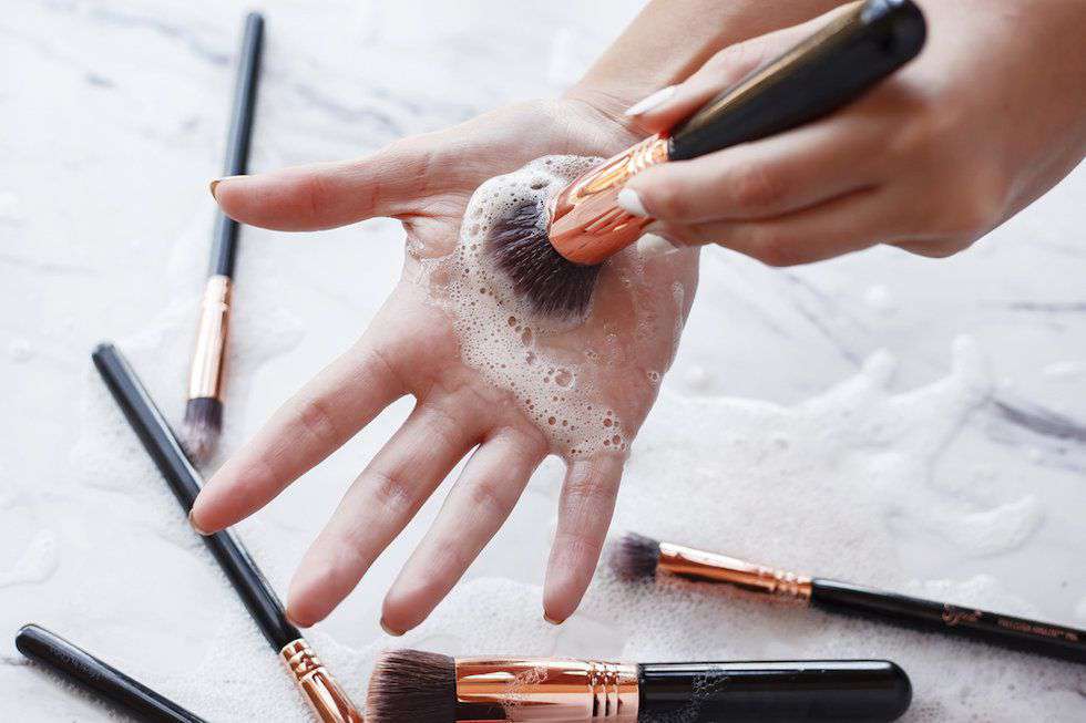 makeup brush cleaner