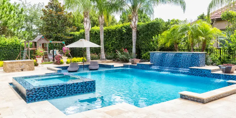 custom pool builders