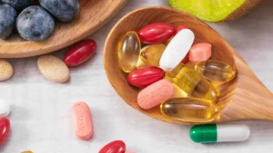 daily supplements different medicine | Credit: Freepik