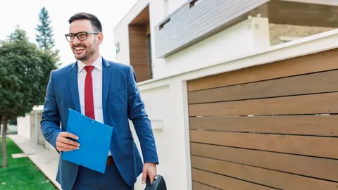 real estate agent