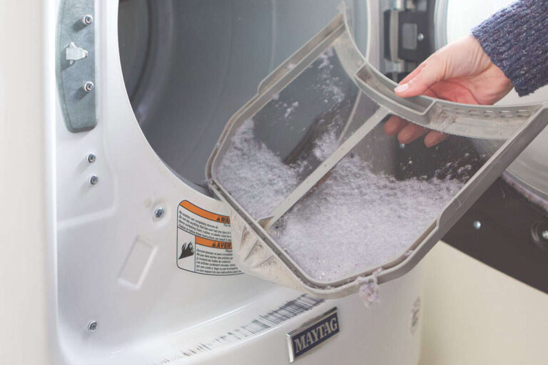 Cleaning Dryer Lint Trap