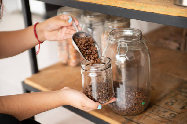 What Market Trends Can You Expect in 2025 for Coffee Packaging?