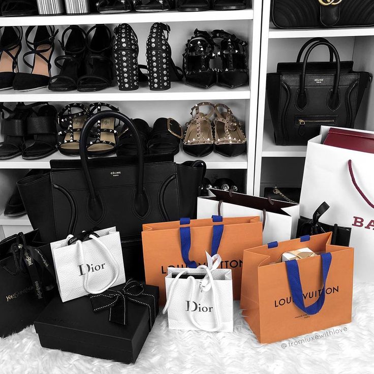 Who Are the Top Gift Box Manufacturers in Los Angeles for Businesses?