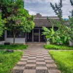 imgi_13_Courtyard-Garden