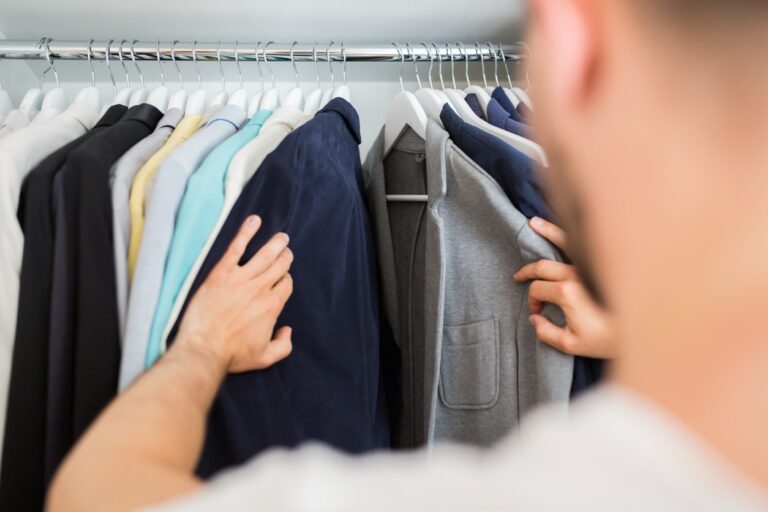 Which Fashion Tips Help Men Upgrade Their Closet?